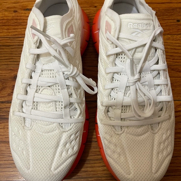 Condition 1-10 // 8 - Picture 2 of 2